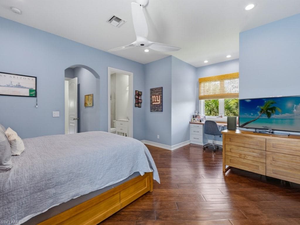 7051 Hunters RD-34
