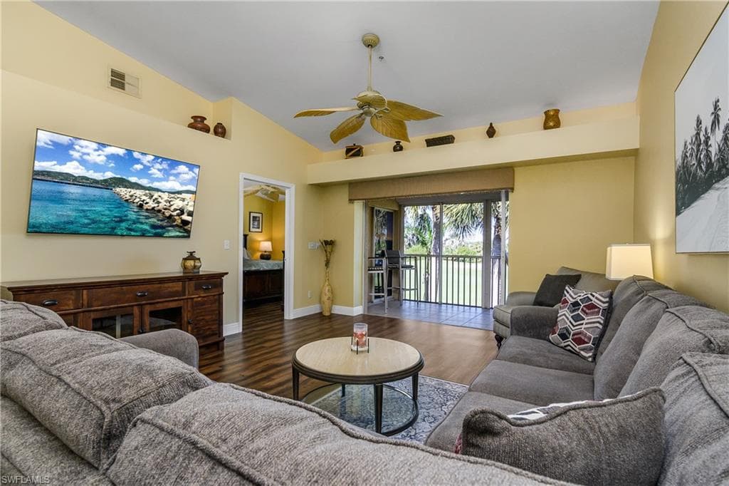 26841 Clarkston DR 202-8