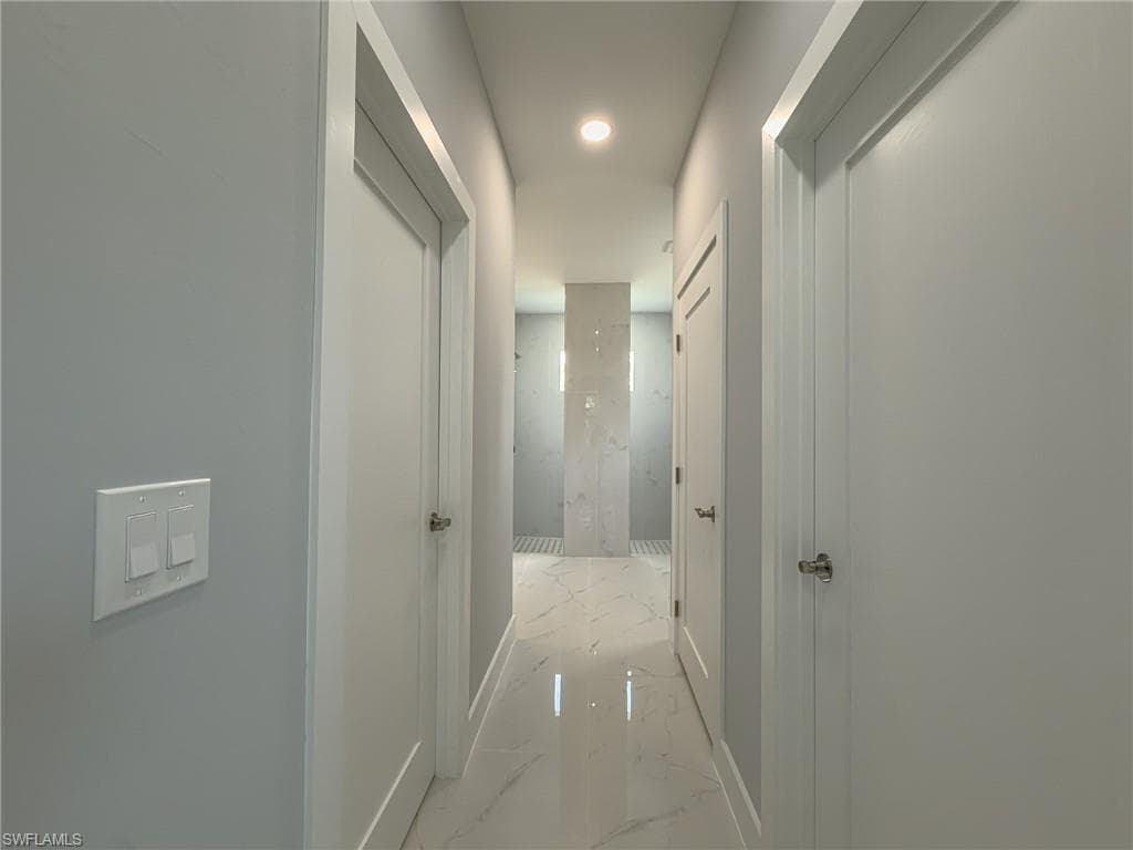 438 Raymer ST-14
