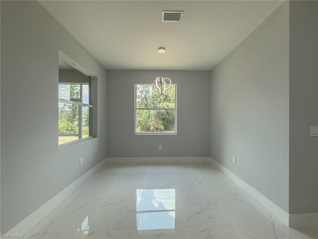 438 Raymer ST-8