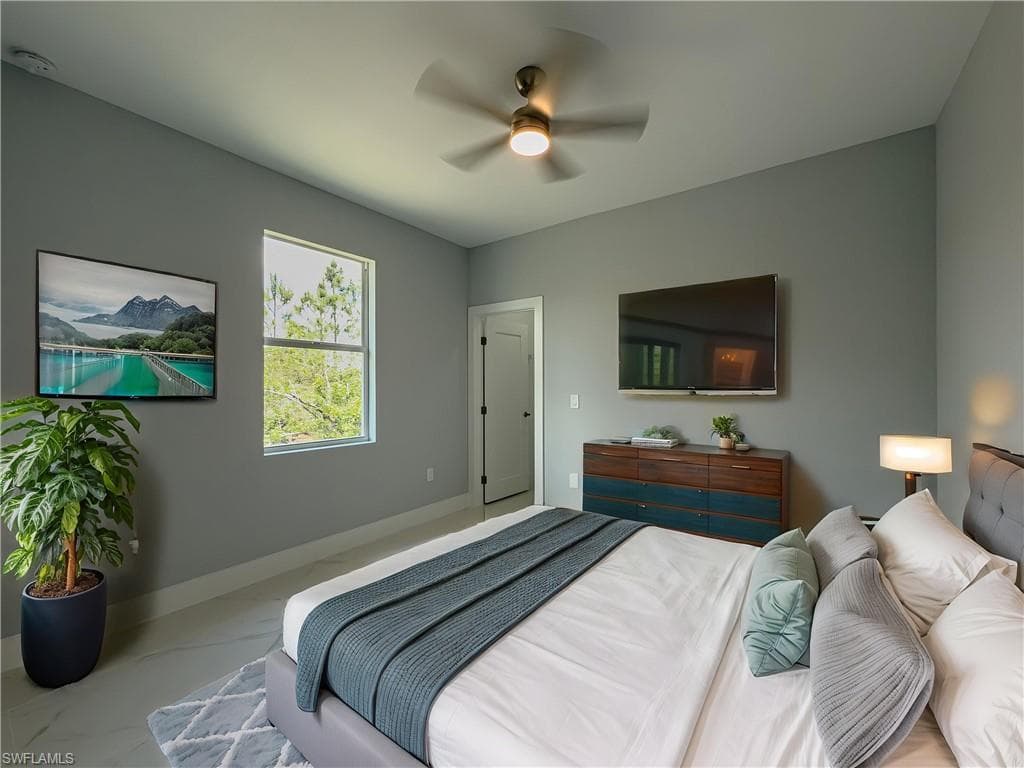 438 Raymer ST-21
