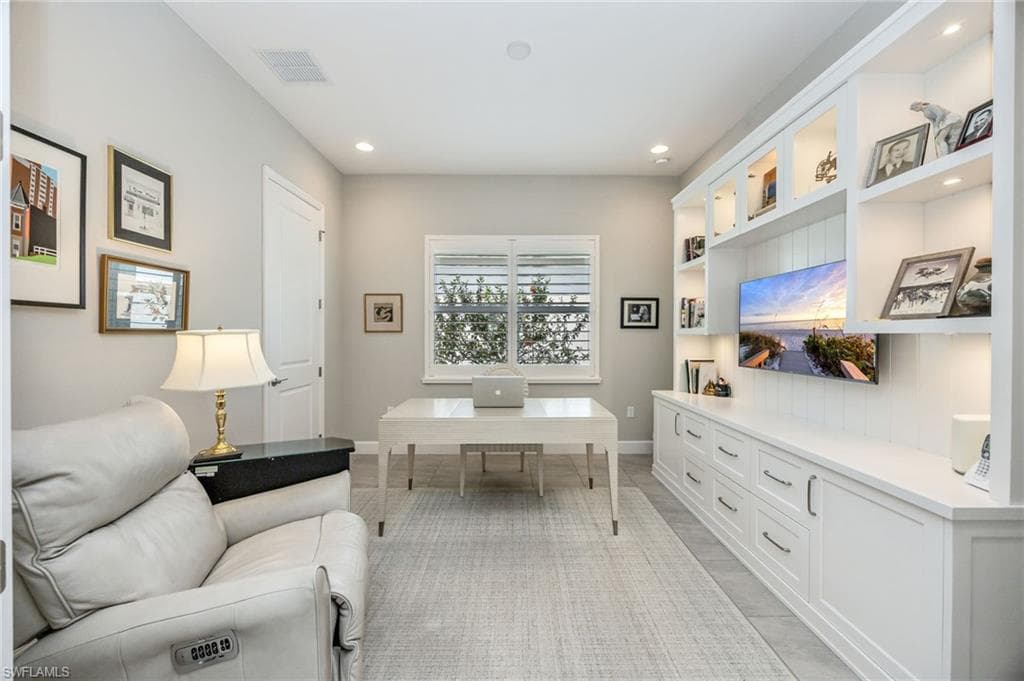 16554 Calistoga DR-26