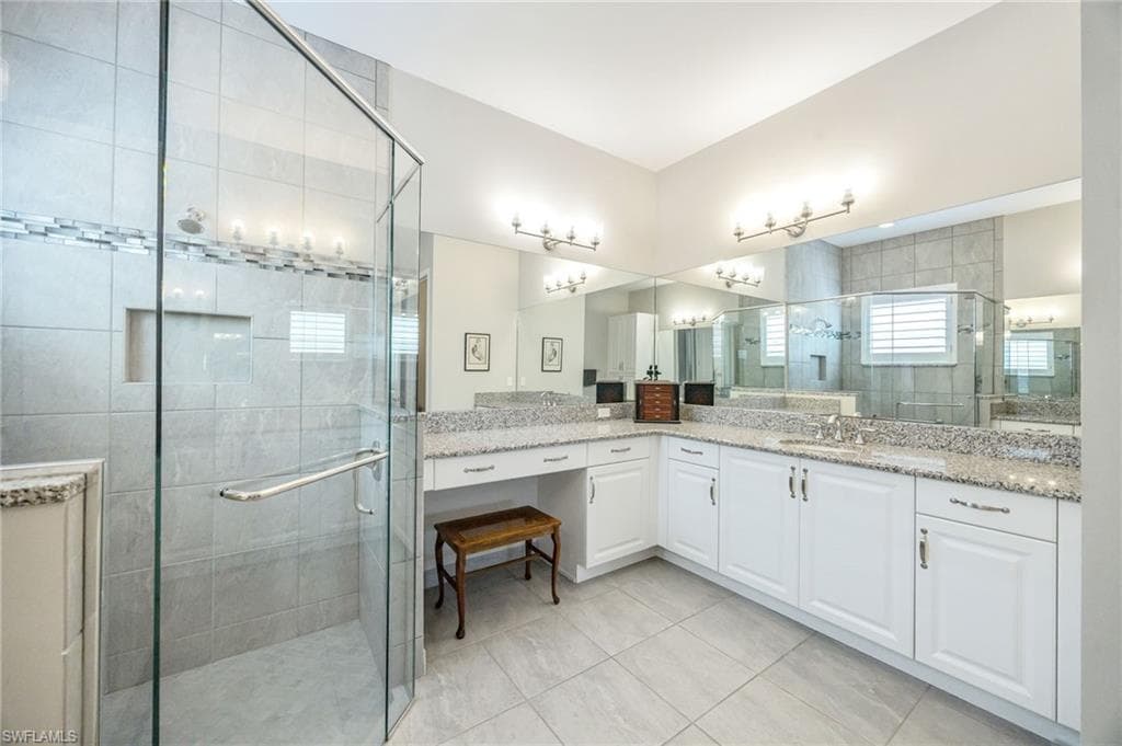 16554 Calistoga DR-21