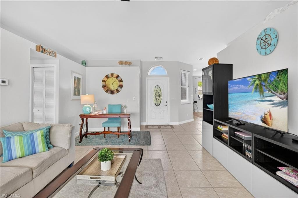 912 Briarwood BLVD-12