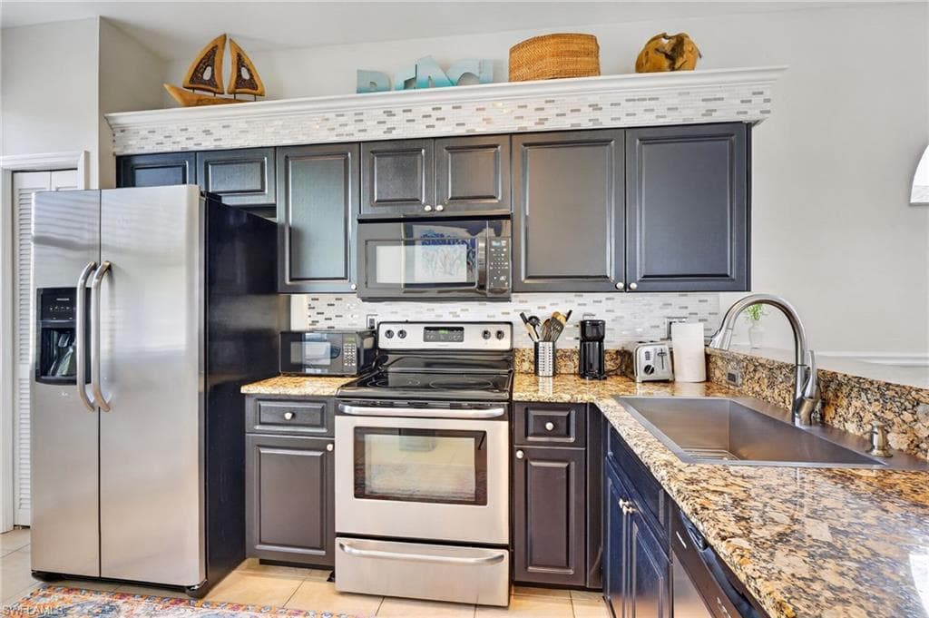 912 Briarwood BLVD-5