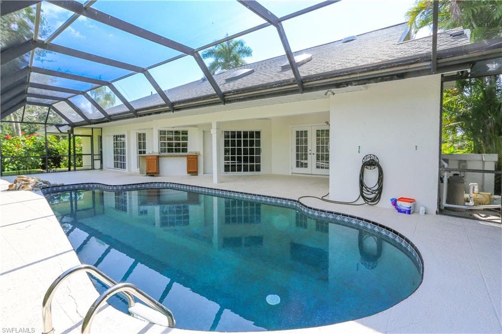 1040 Moon Lake DR-26