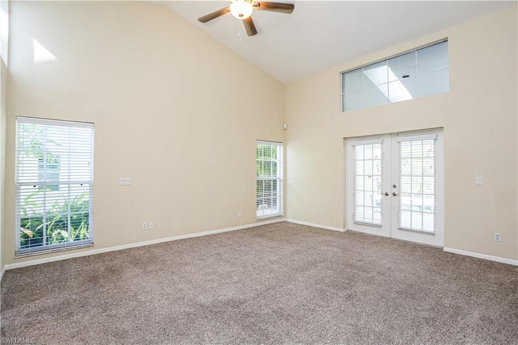 1040 Moon Lake DR-18