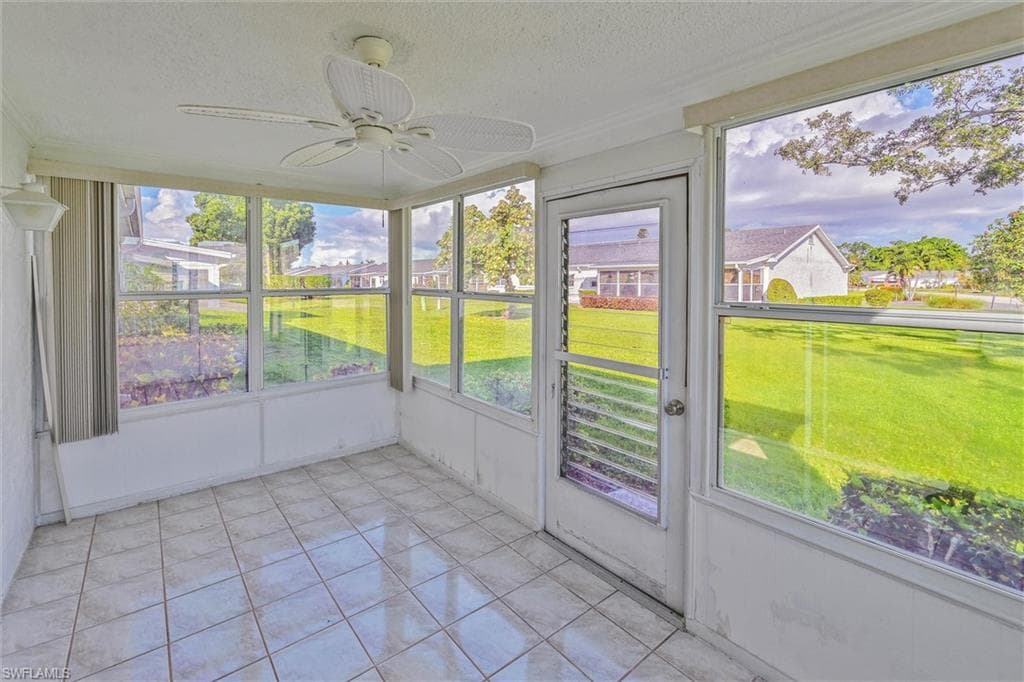 7008 Cedarhurst DR-32