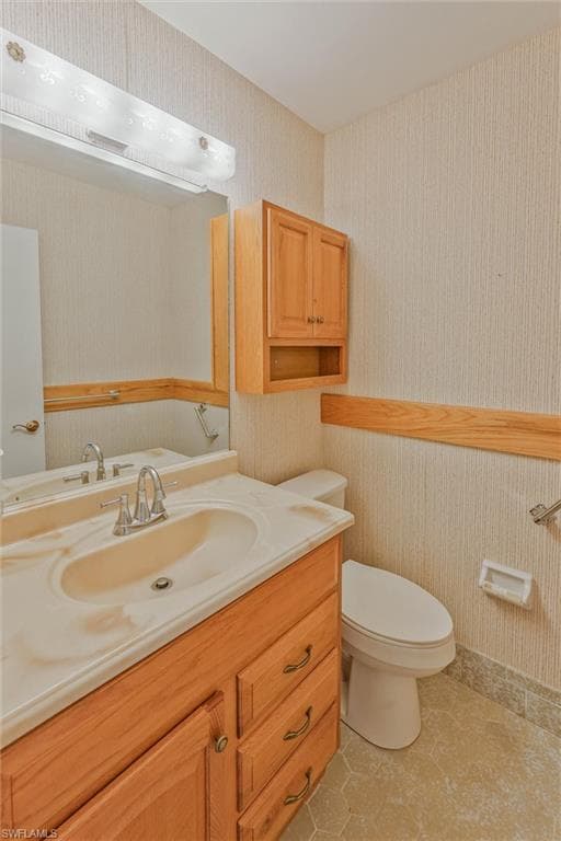 7008 Cedarhurst DR-30