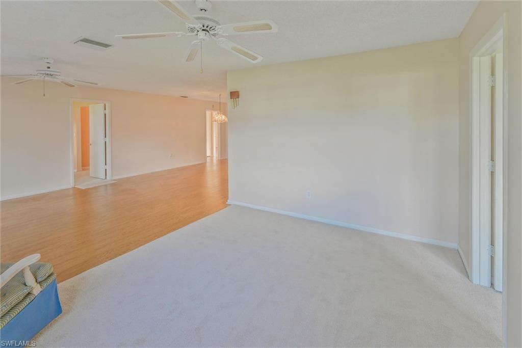 7008 Cedarhurst DR-10