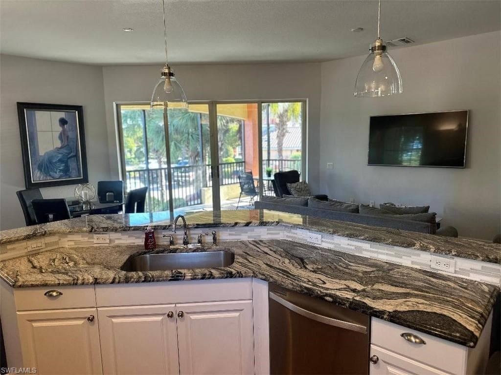 8500 Via Lungomare CIR 202-3