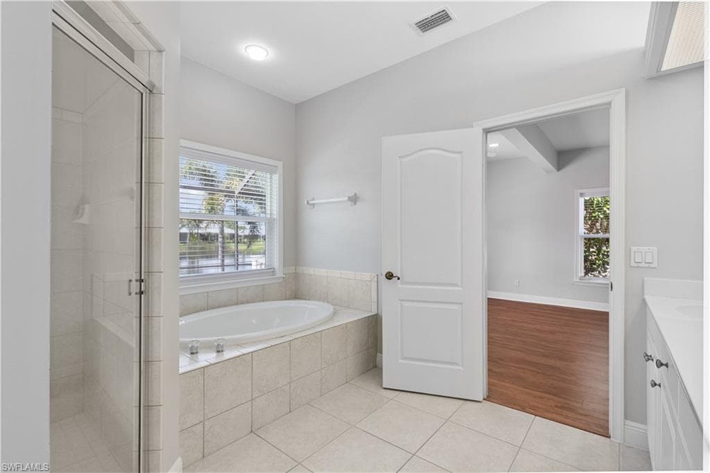12573 Coconut Creek CT-22