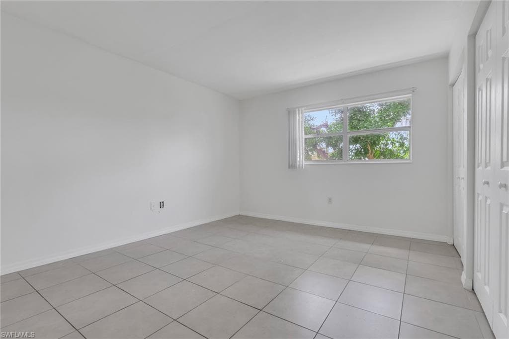 2828 Jackson ST C5-17