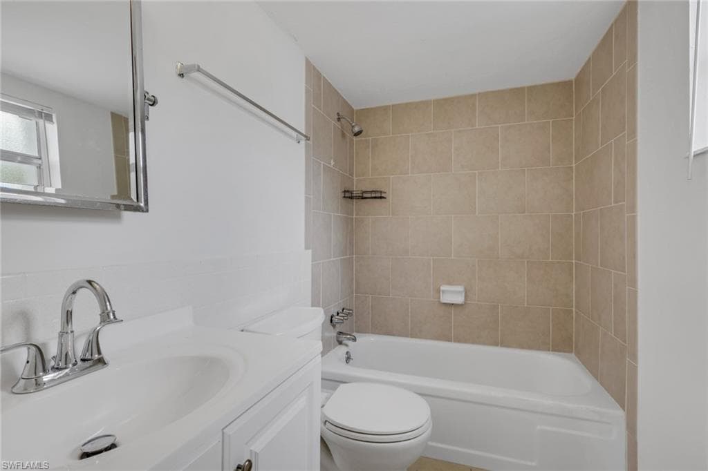 2828 Jackson ST C5-21