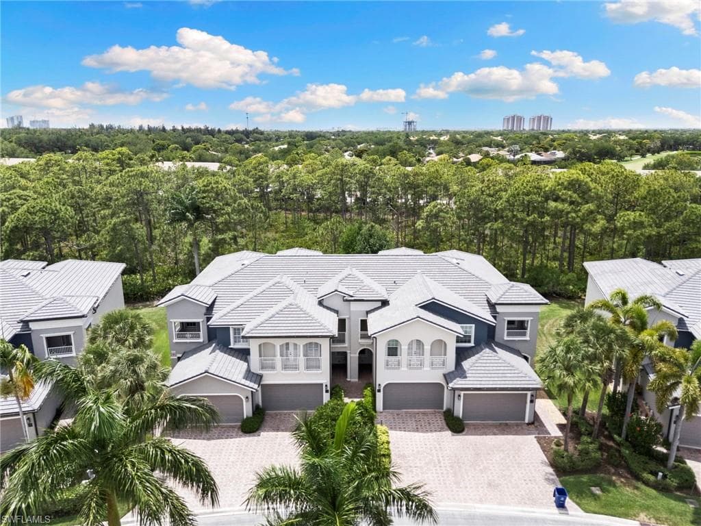 21552 Baccarat LN 201-30