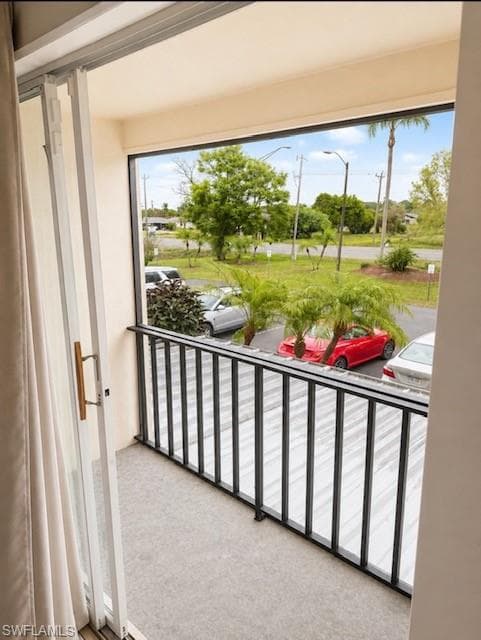 102 E Greens BLVD-16
