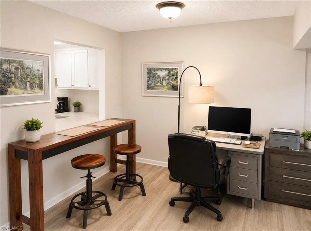 102 E Greens BLVD-3