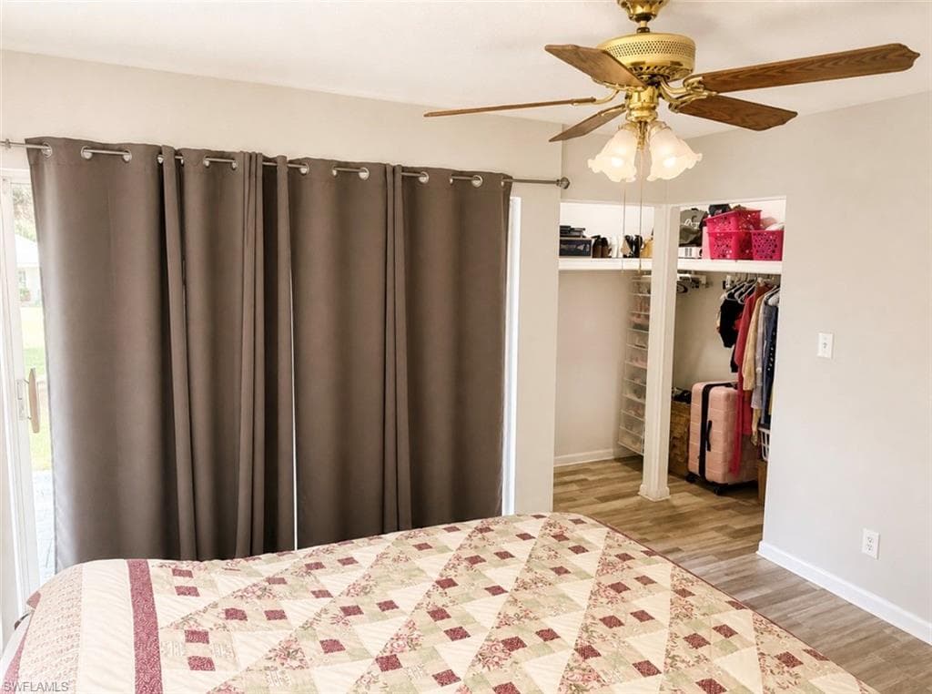 102 E Greens BLVD-15