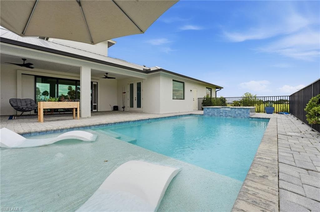 22833 Yellow Button LN-33