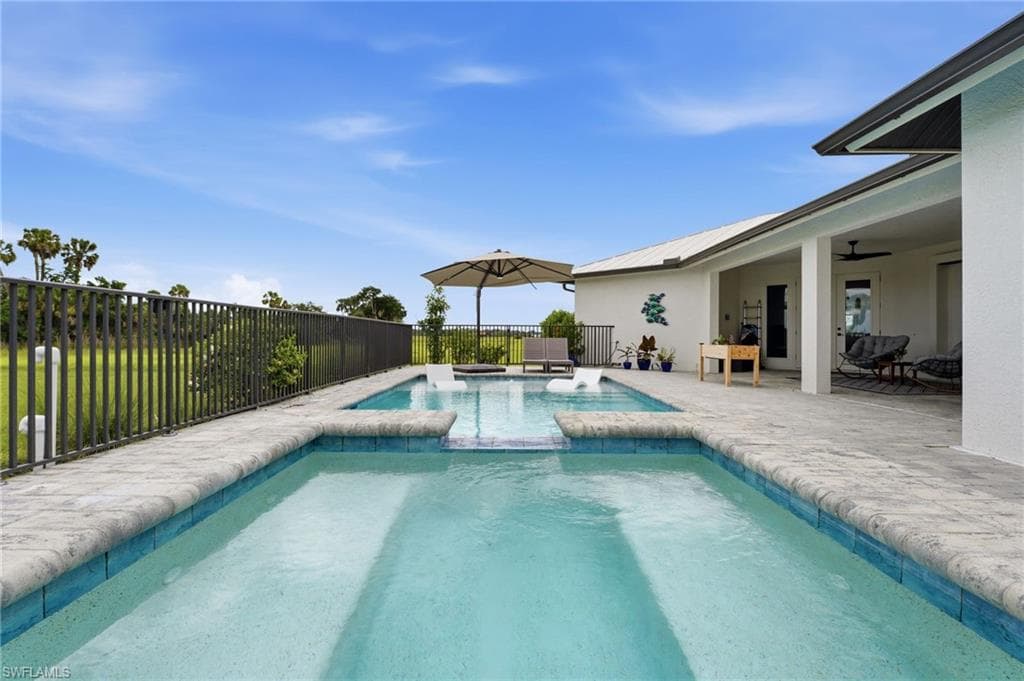 22833 Yellow Button LN-35
