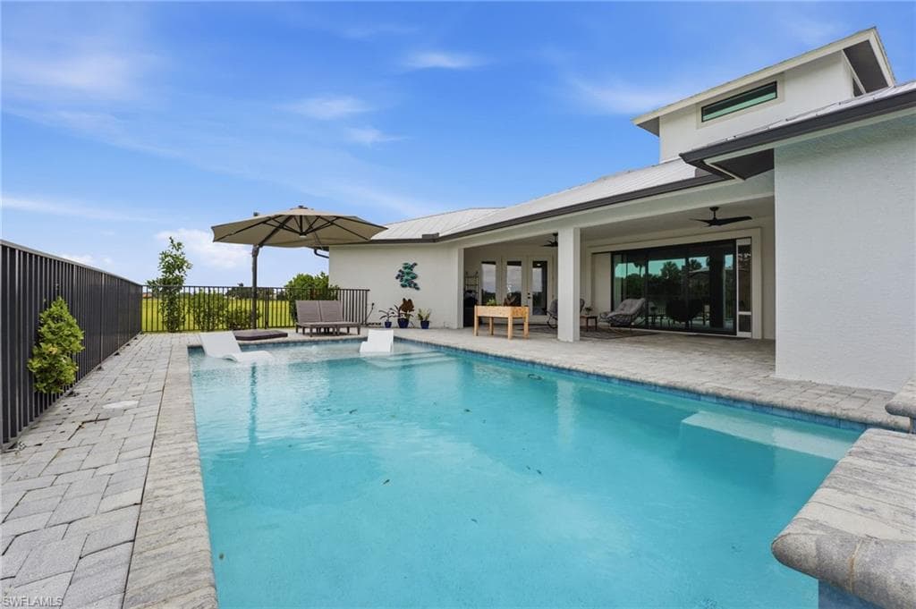 22833 Yellow Button LN-34