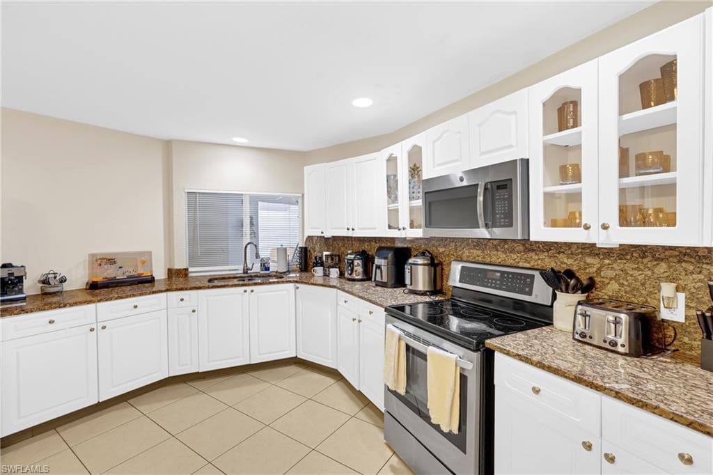 4587 25th CT SW-22
