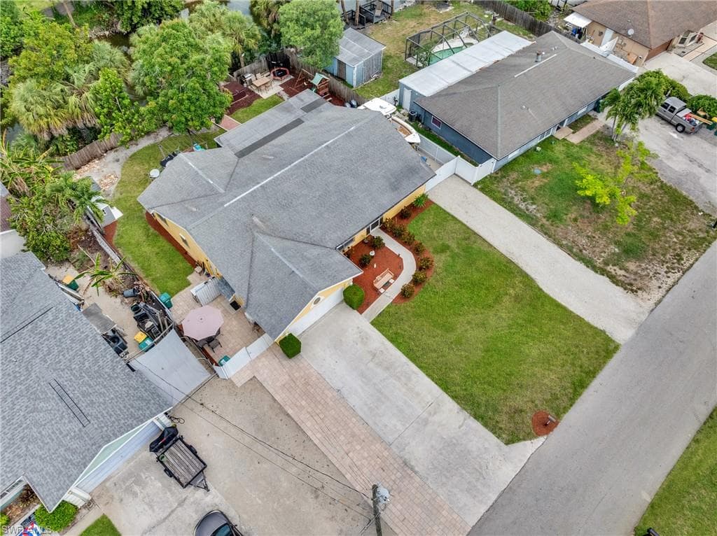 4587 25th CT SW-14