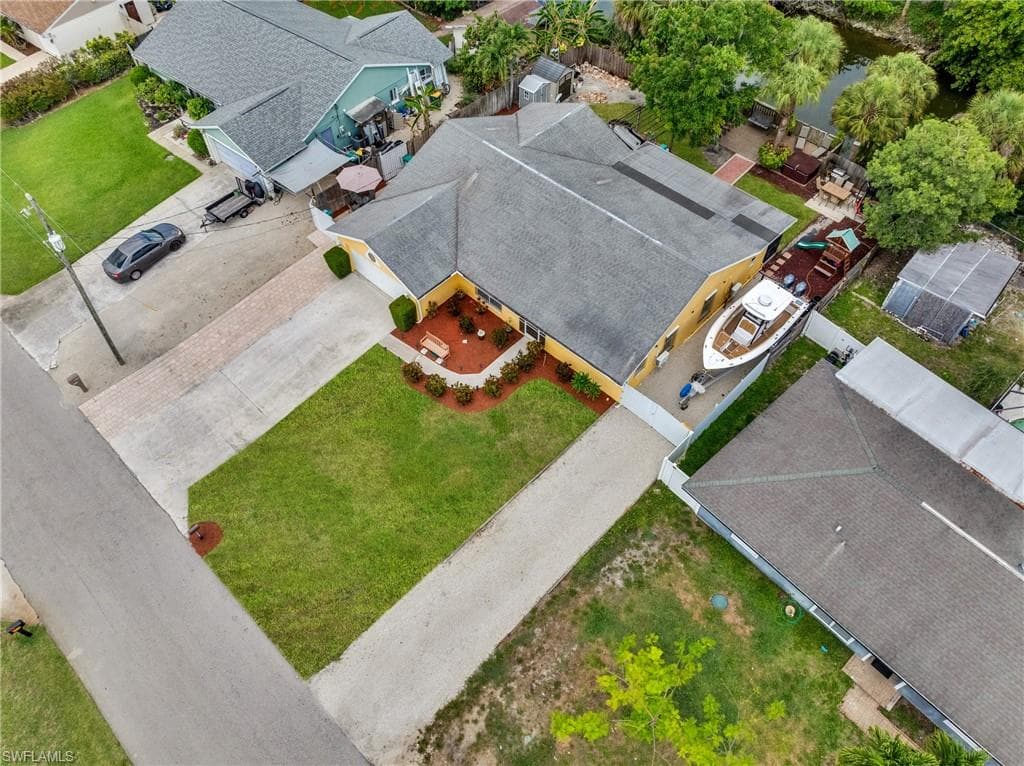 4587 25th CT SW-15