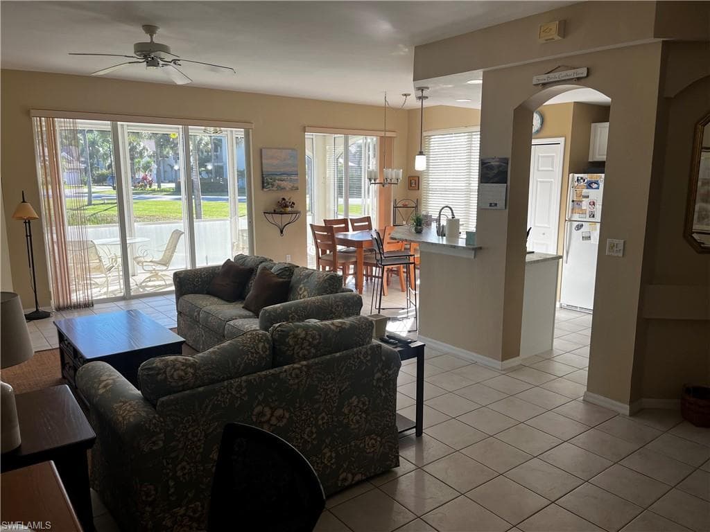 22954 Lone Oak DR-38
