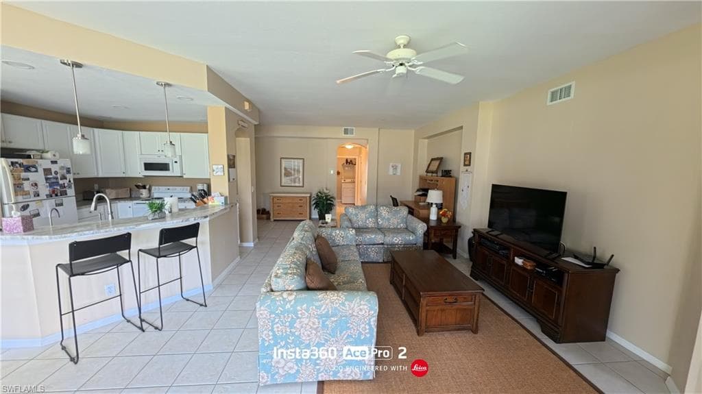 22954 Lone Oak DR-14