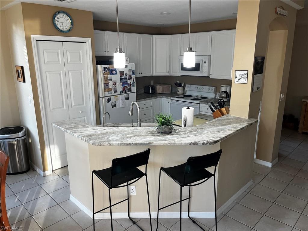 22954 Lone Oak DR-29