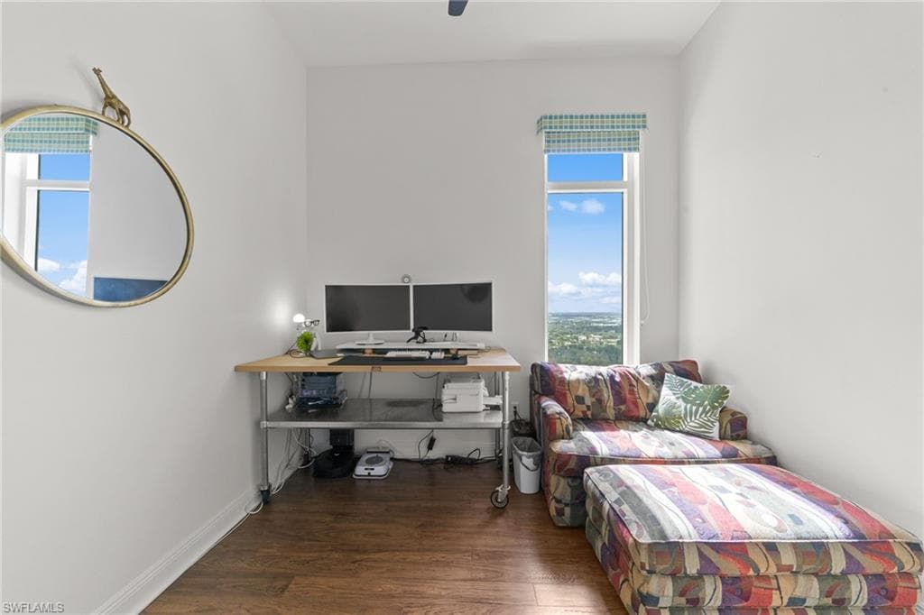 2743 1st ST 2703-28