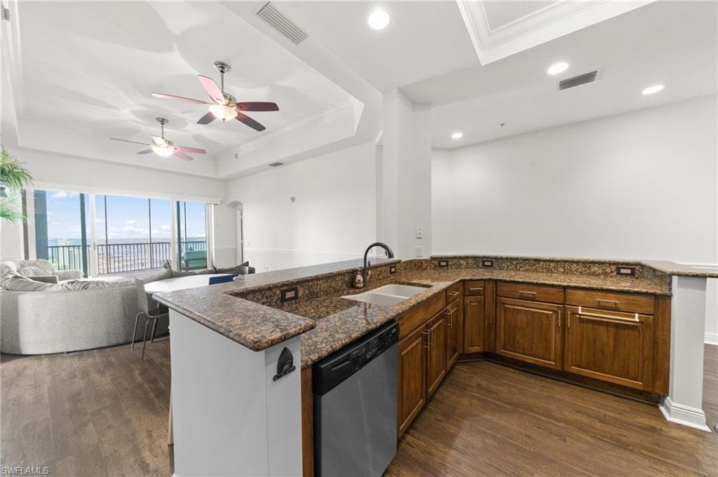 2743 1st ST 2703-9