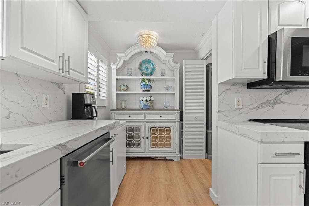 1400 Blue Point AVE 104-19