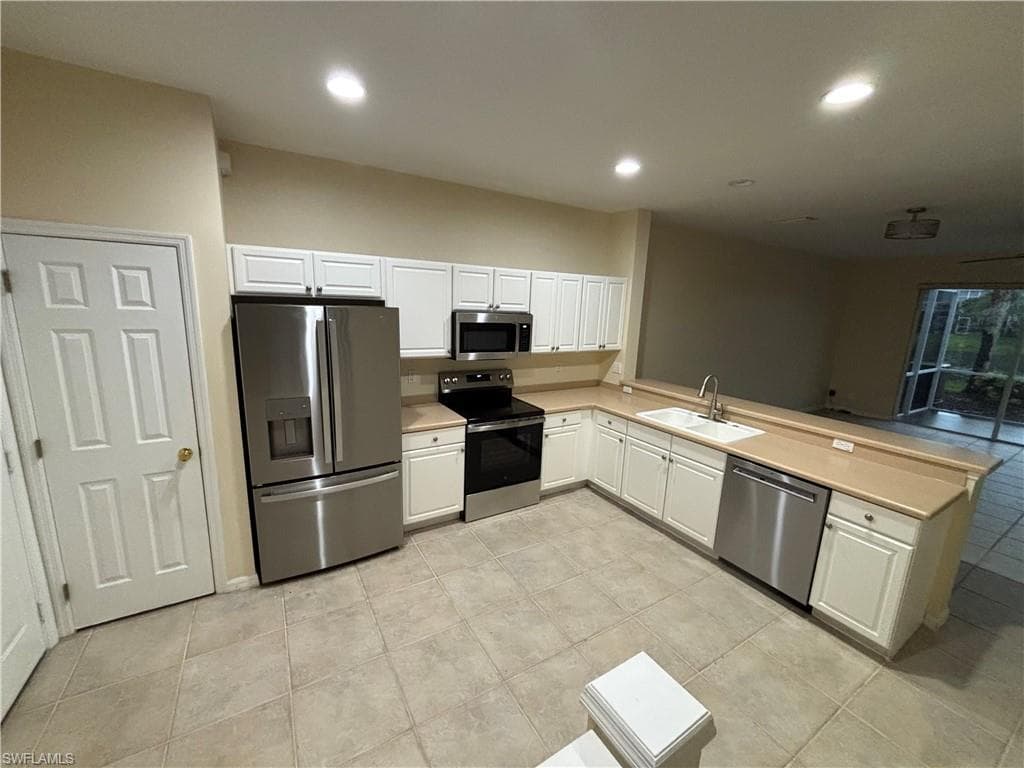 8271 Village Edge CIR 5-3