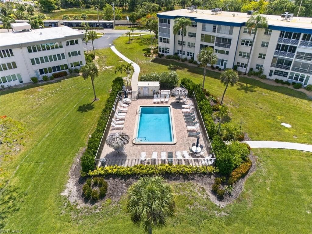 6220 Augusta DR 408-27