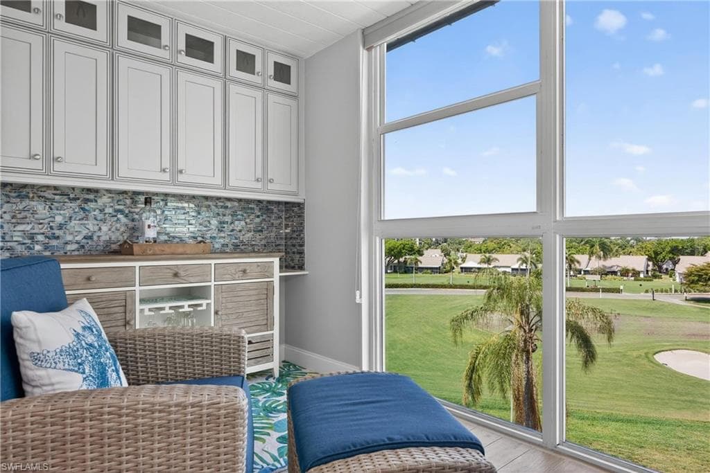 6220 Augusta DR 408-2
