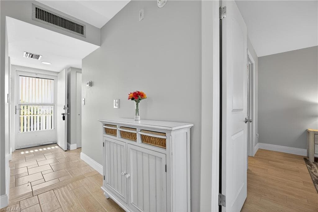 6220 Augusta DR 408-12