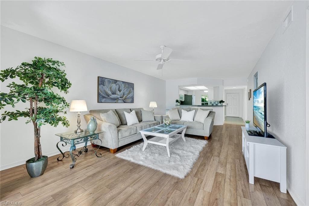 774 Wiggins Lake DR 101-2