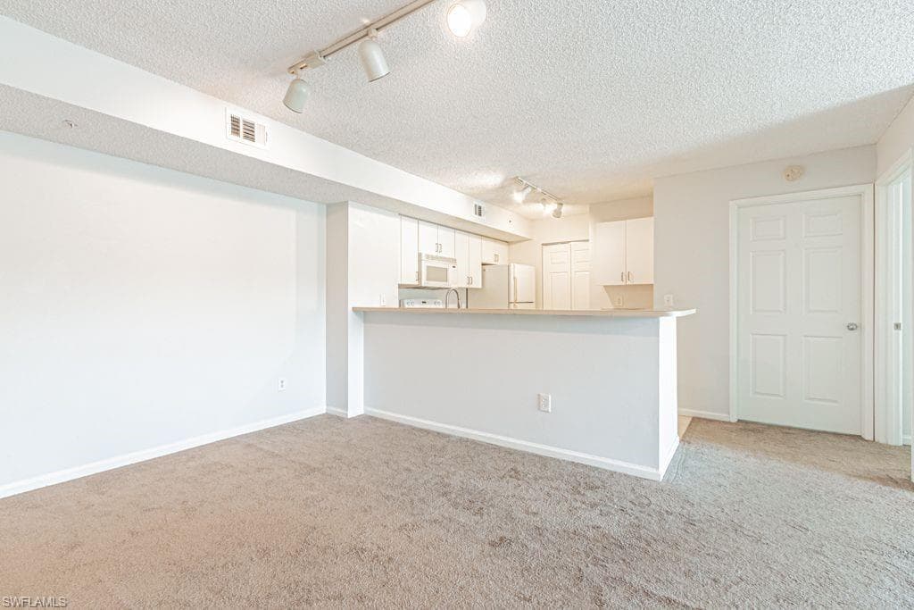 1810 Florida Club CIR 1204-5