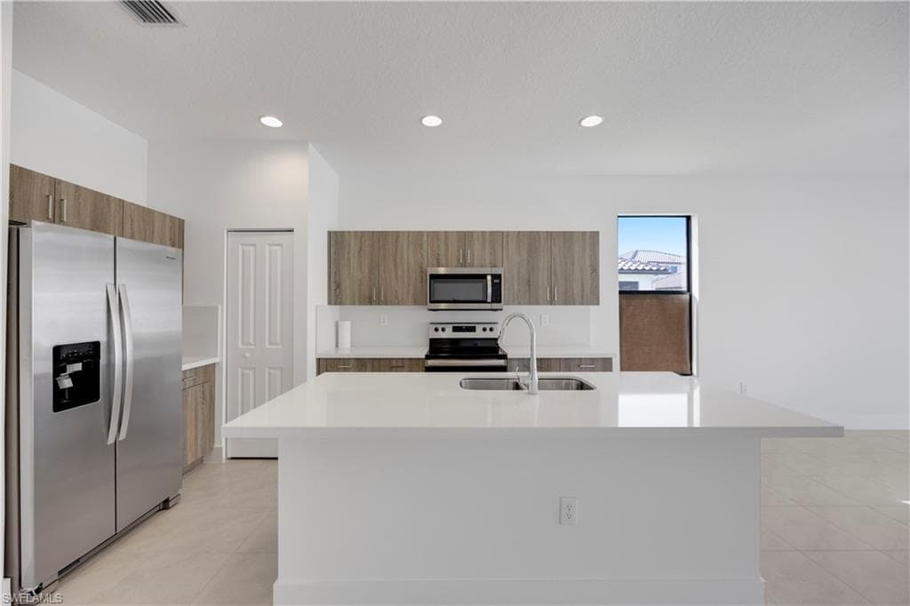 5574 Cassidy LN-25