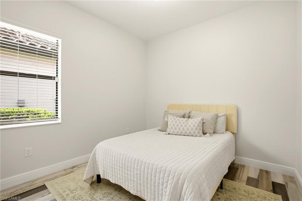 10604 Essex Square BLVD-25