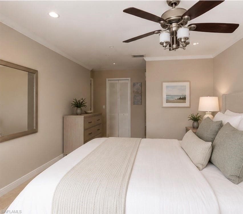 4479 Lakewood BLVD-12