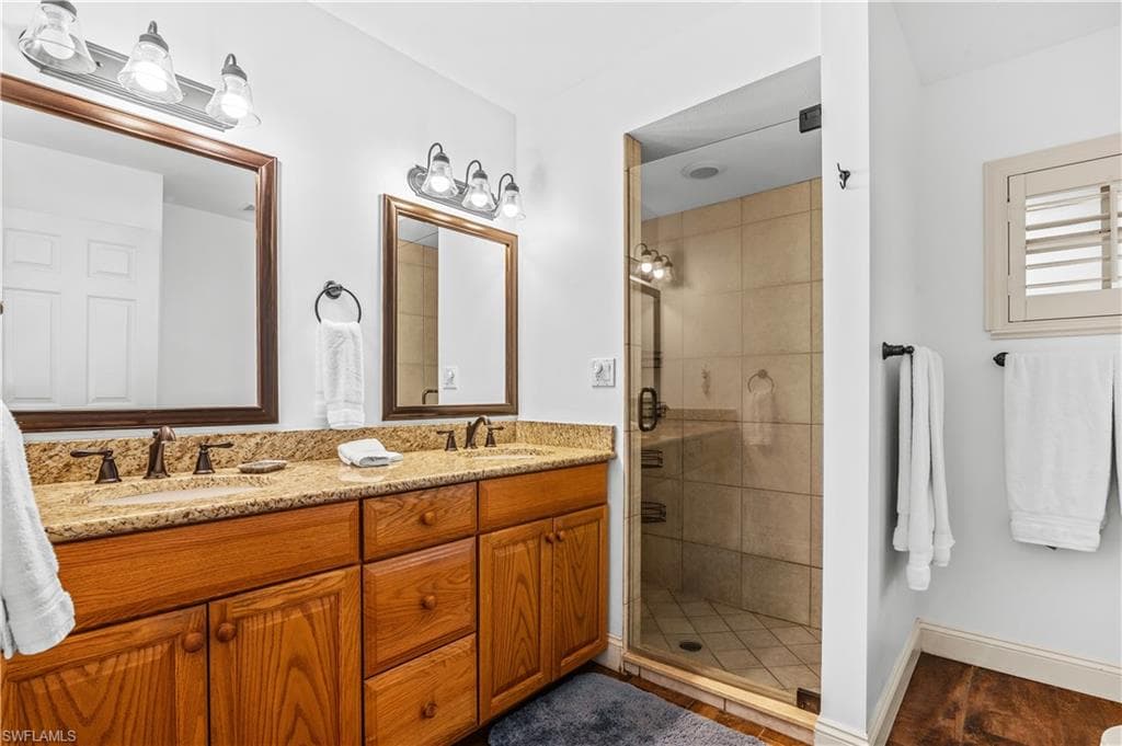 36 5th ST-15