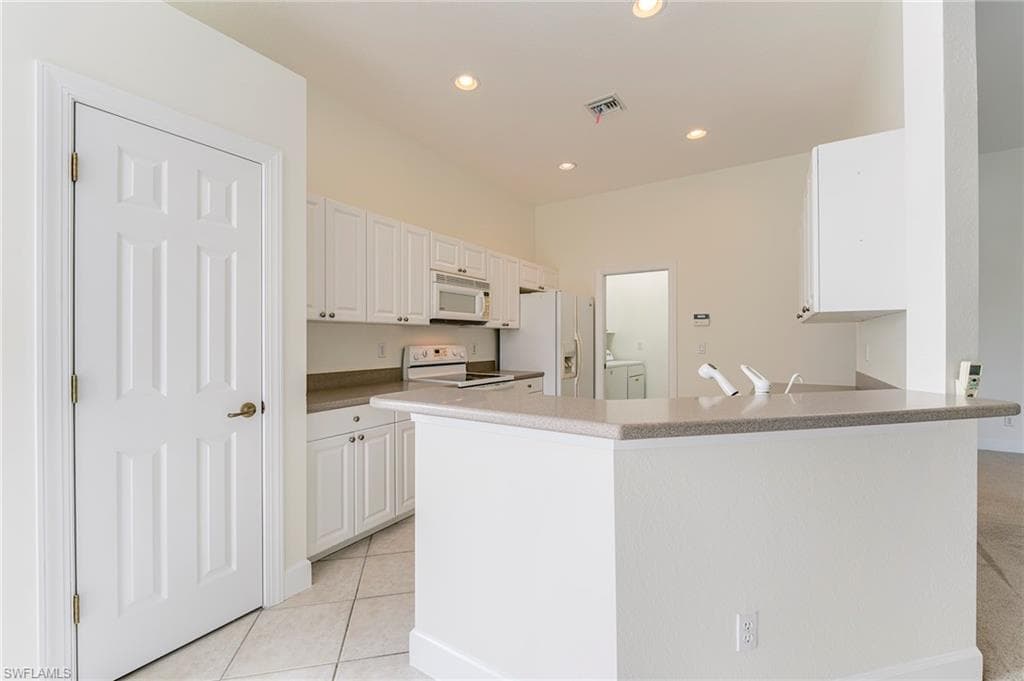 8916 Dartmoor WAY-22