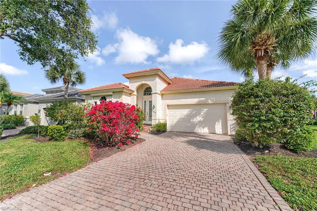 8916 Dartmoor WAY-1