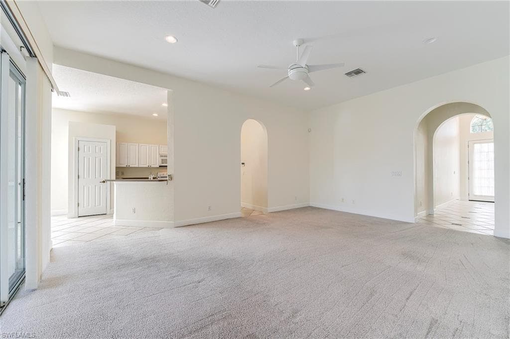 8916 Dartmoor WAY-9