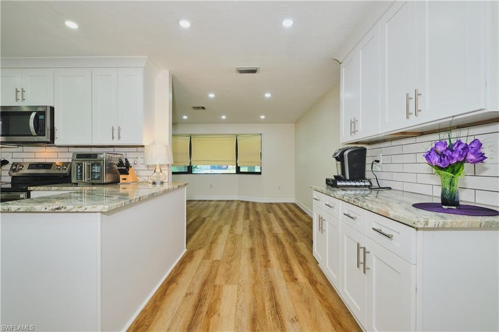 16571 Marc Allen DR-12