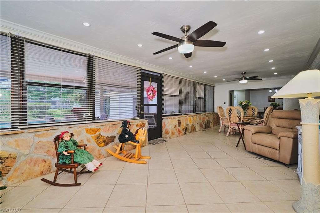 16571 Marc Allen DR-28