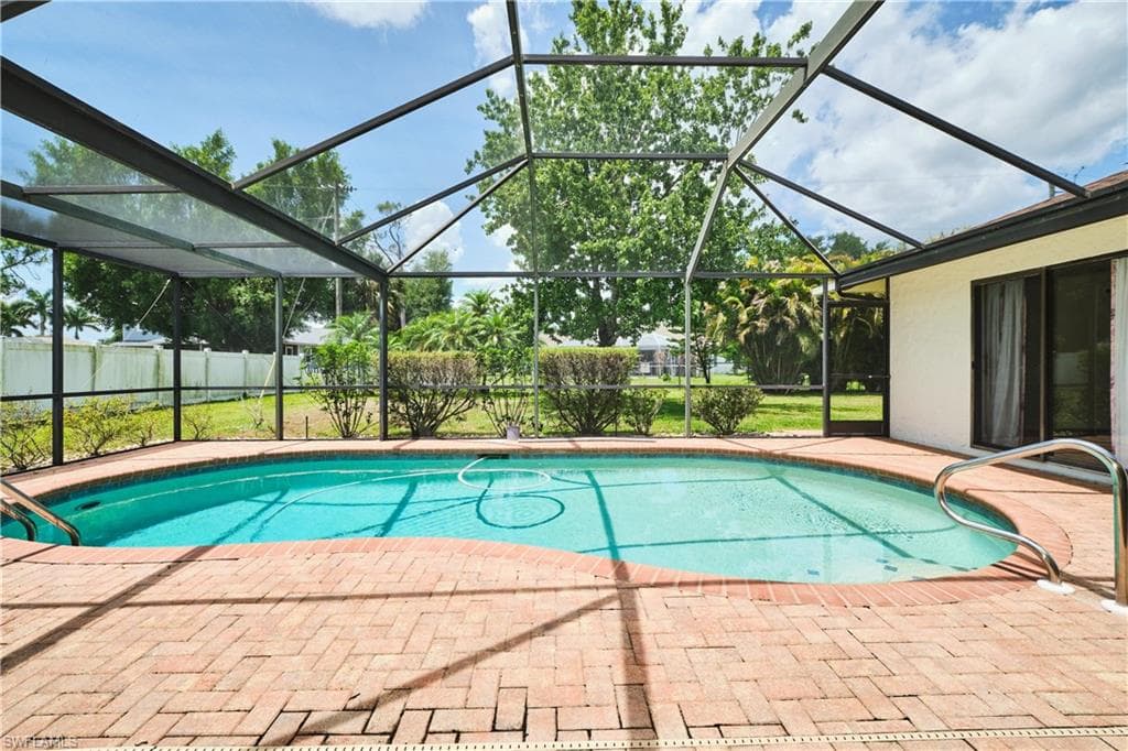16571 Marc Allen DR-33